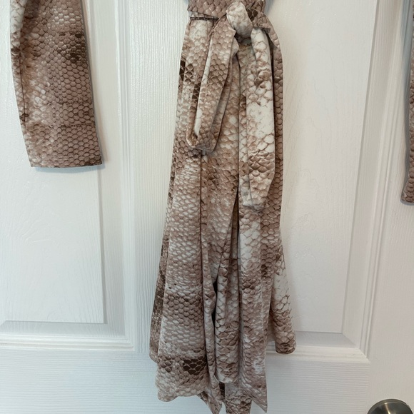 Long sleeve wrap dress - size S (new without tag) - Picture 4 of 5